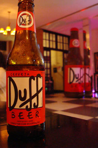 Duff Beer presente no evento.