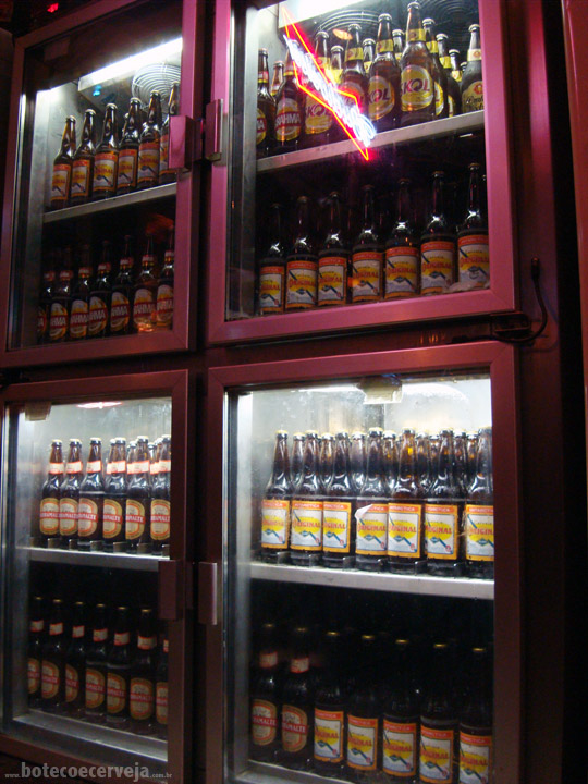 Dedo de Moça: Freezer Cervejas.