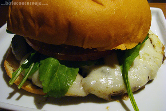 Paulista Burger: Lanche da Nona.